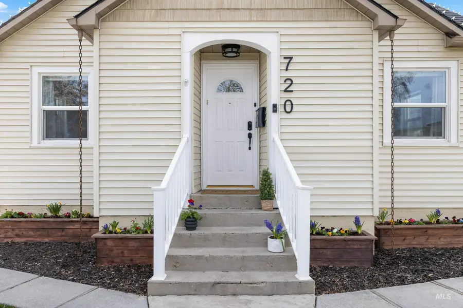 720 17th Ave. S., Nampa, ID 83651 - #2