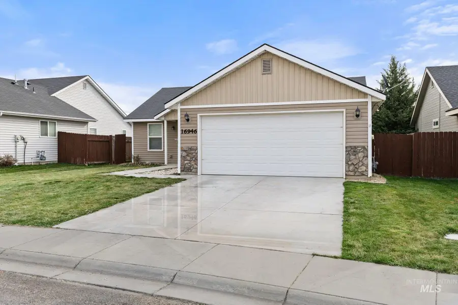 16946 Bastian Ave, Caldwell, ID 83607 - #2