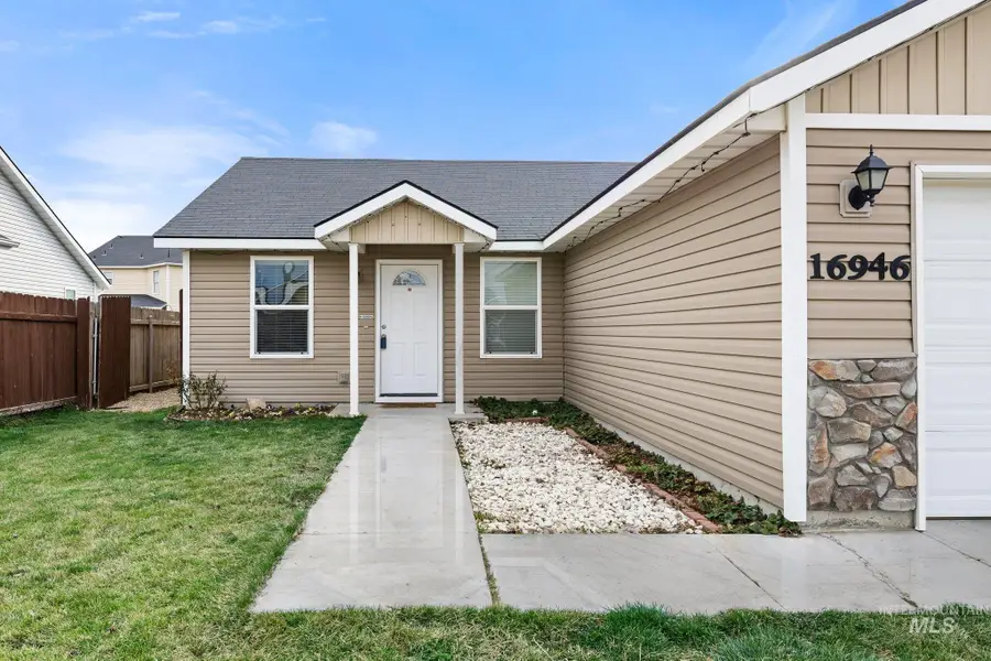 16946 Bastian Ave, Caldwell, ID 83607 - #3