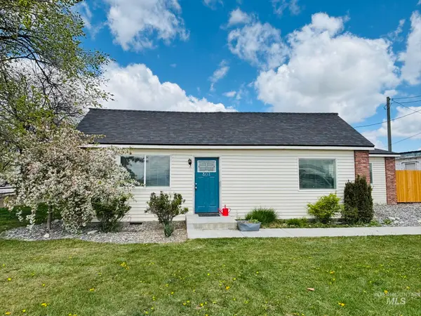 802 S 9th St, Rupert, ID 83350