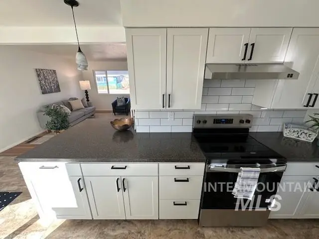 775 S 13th, Mountain Home, ID 83647 - #3