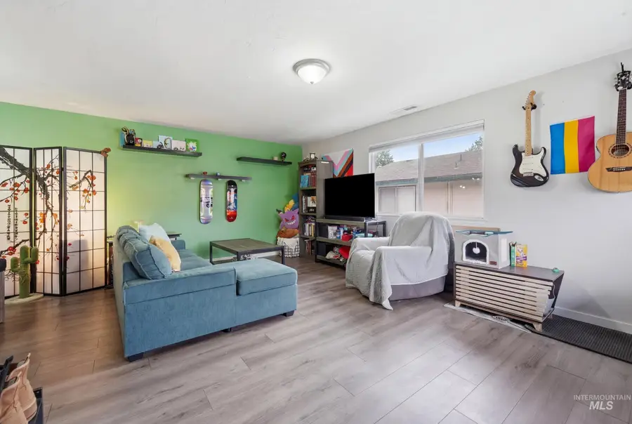 1140 S Phillippi, Boise, ID 83705 - #3