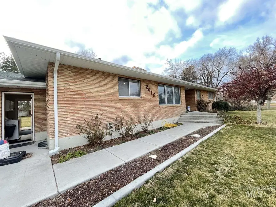 2616 Burton Ave, Burley, ID 83318 - #3