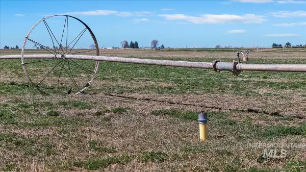 235 S 400 W, Heyburn, ID 83336