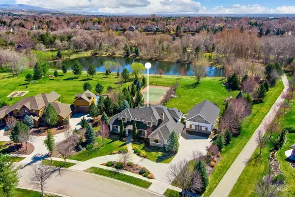 2230 N Vizcaya Way, Eagle, ID 83616