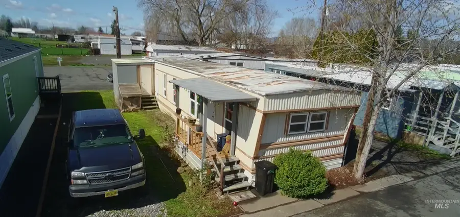 928 Warner Ave, Lewiston, ID 83501 - #3