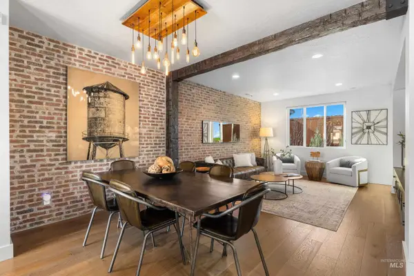 3707 E Parkcenter Blvd, Boise, ID 83716