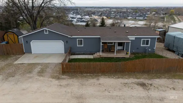 10653 Valley Hi Road, Middleton, ID 83644