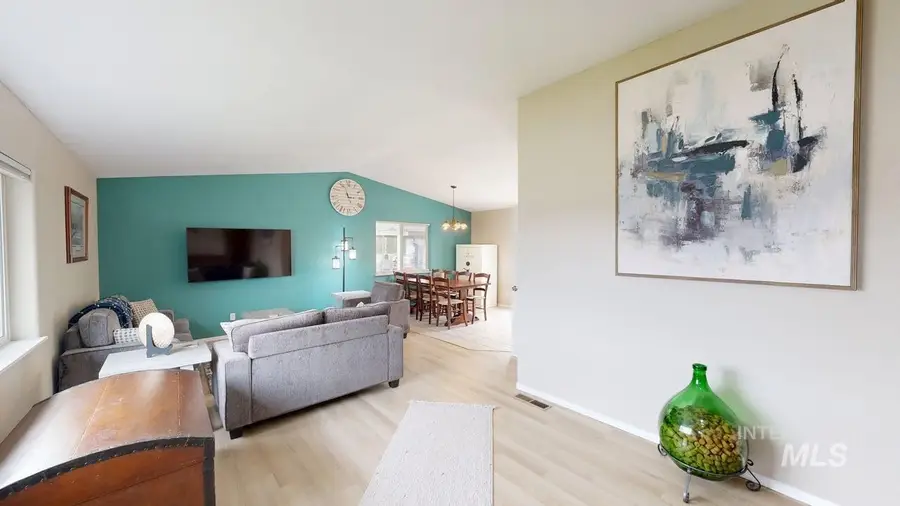 1220 3rd St, Clarkston, WA 99403 - #2