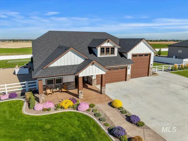16834 Long Meadow Dr, Caldwell, ID 83607