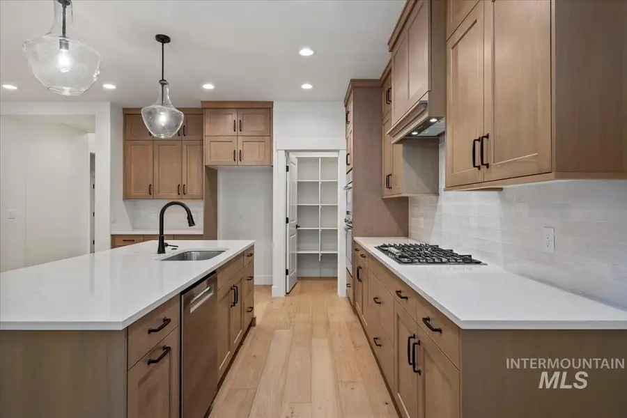 6674 W Sollas, Eagle, ID 83616 - #3