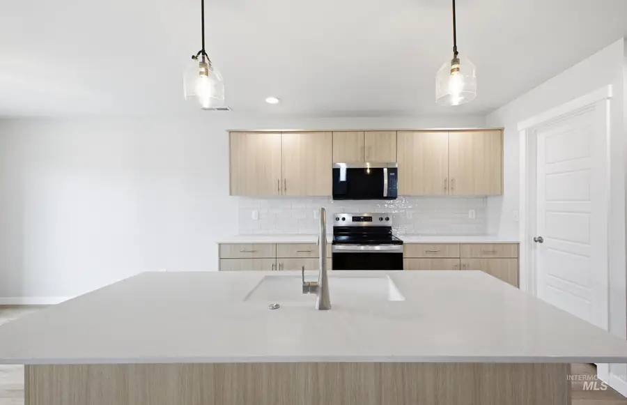 6593 W Redwood Creek Dr, Meridian, ID 83646 - #3