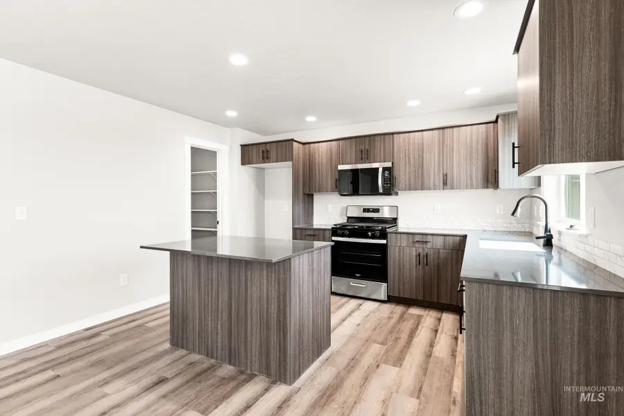 5256 E Phelps Lake Dr, Nampa, ID 83687 - #3