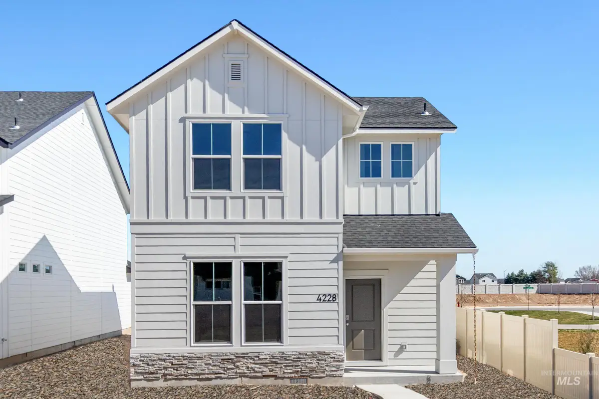 4228 N Camp Creek Ave, Meridian, ID 83646 - #1