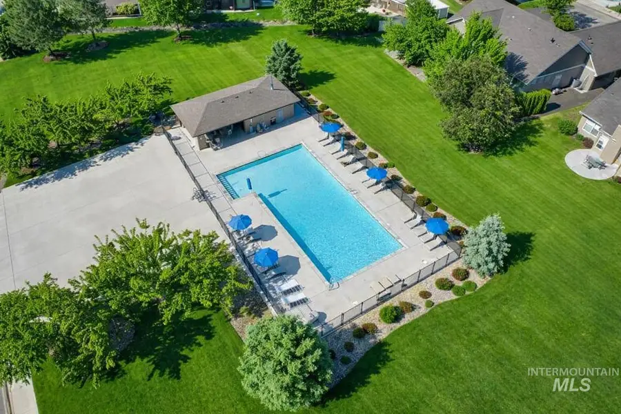 191 S Spring Lake Way, Star, ID 83669 - #2