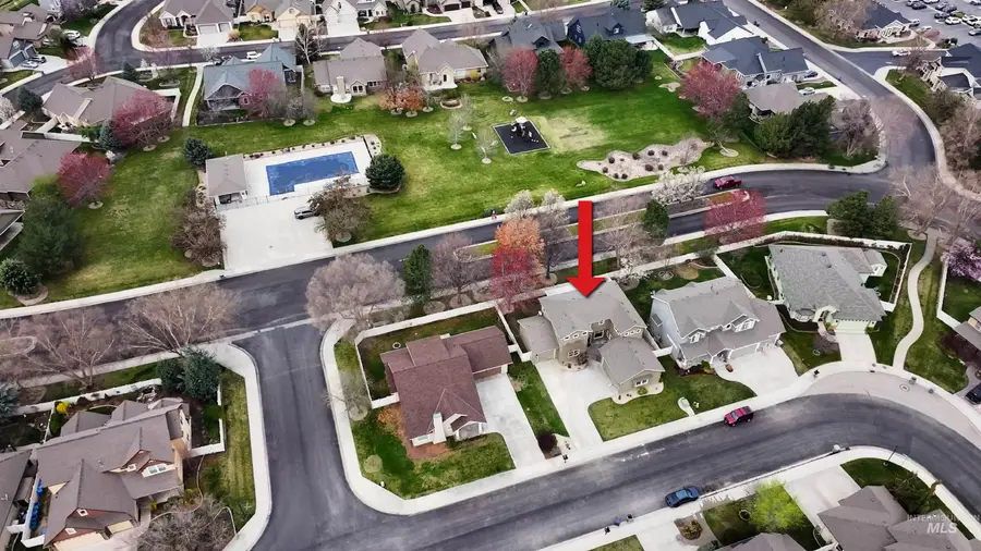 191 S Spring Lake Way, Star, ID 83669 - #3