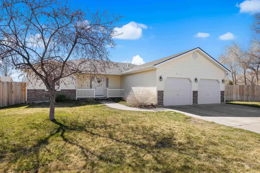 215 NE Rosa Court, Mountain Home, ID 83647 - #3