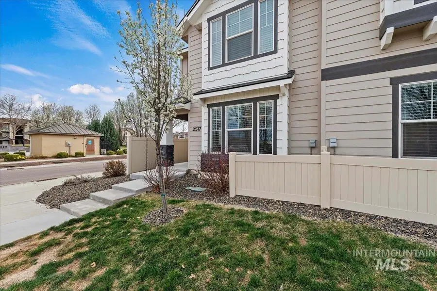 2517 E Goldstone St, Meridian, ID 83642 - #2