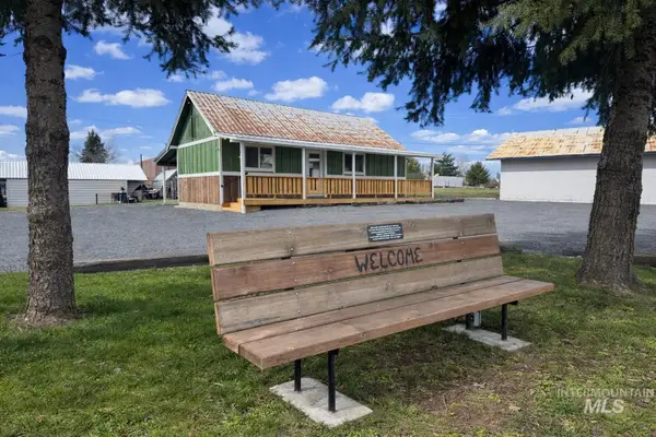 205 N Main St, Weippe, ID 83553