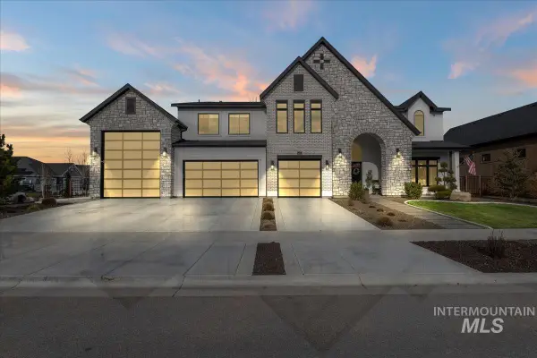 6420 W Biathlon St, Eagle, ID 83616