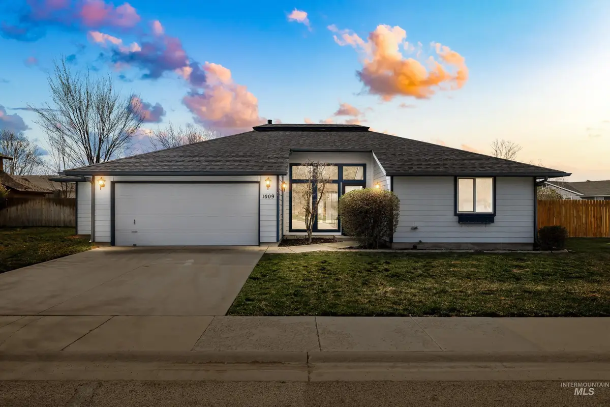 1009 W Crest Wood Cir, Meridian, ID 83642 - #1