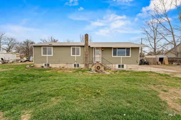 6267 Deer Flat Rd, Nampa, ID 83686