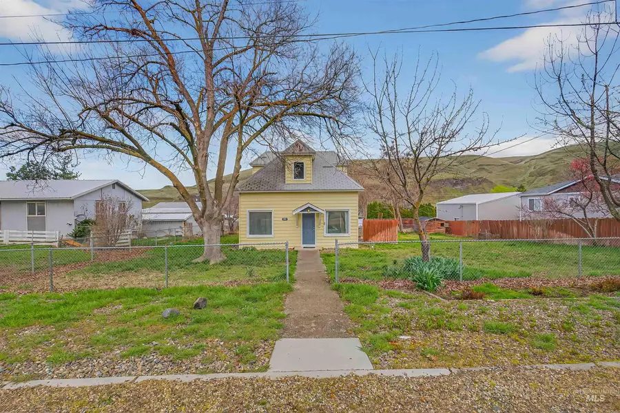 815 2nd Street, Asotin, WA 99402 - #2