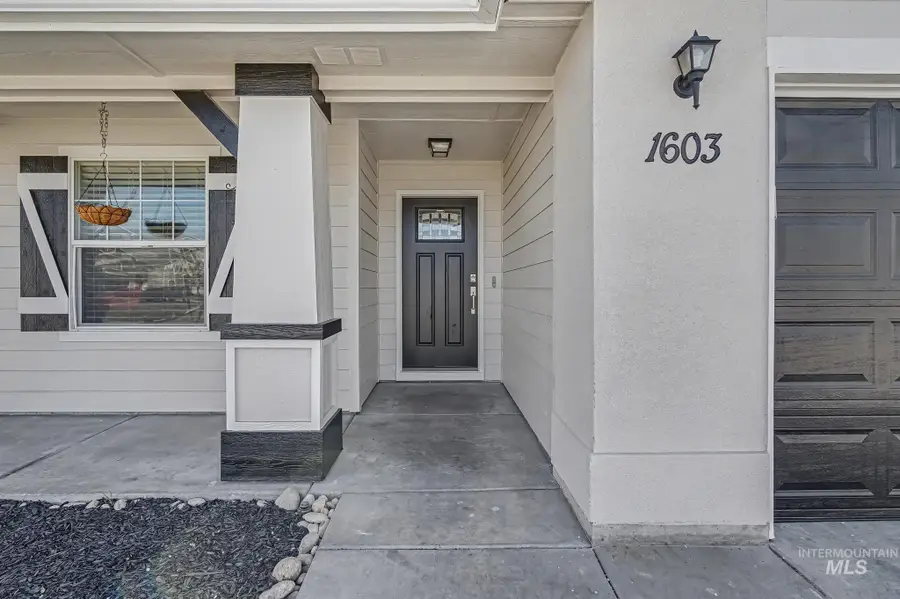 1603 W Tamarack Dr, Nampa, ID 83651 - #3