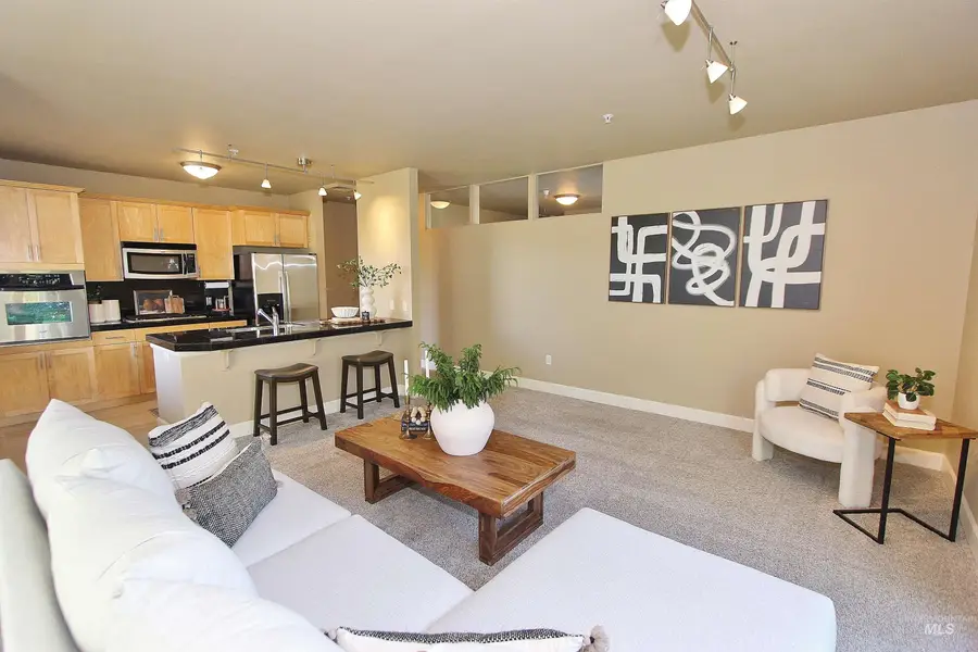 406 S 13th #303, Boise, ID 83702 - #3