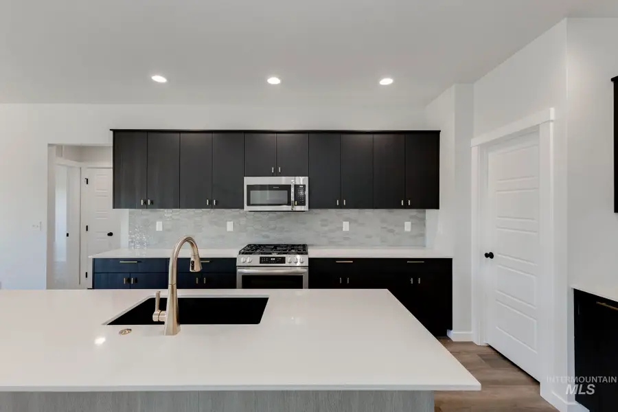 8262 E Cool River Lp, Nampa, ID 83687 - #3