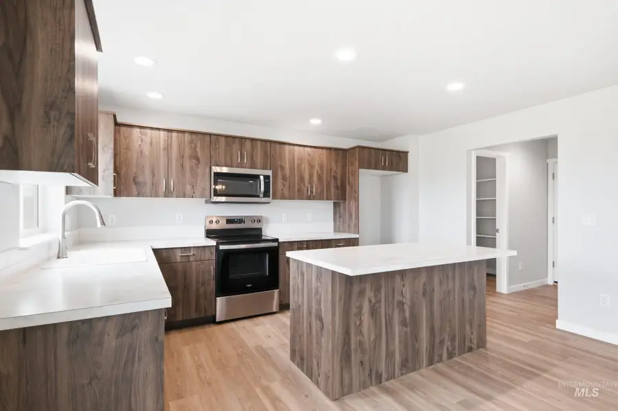 1070 Woods Bog Ave, Middleton, ID 83644 - #3