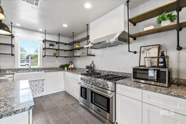 1750 American Legion Blvd, Mountain Home, ID 83647