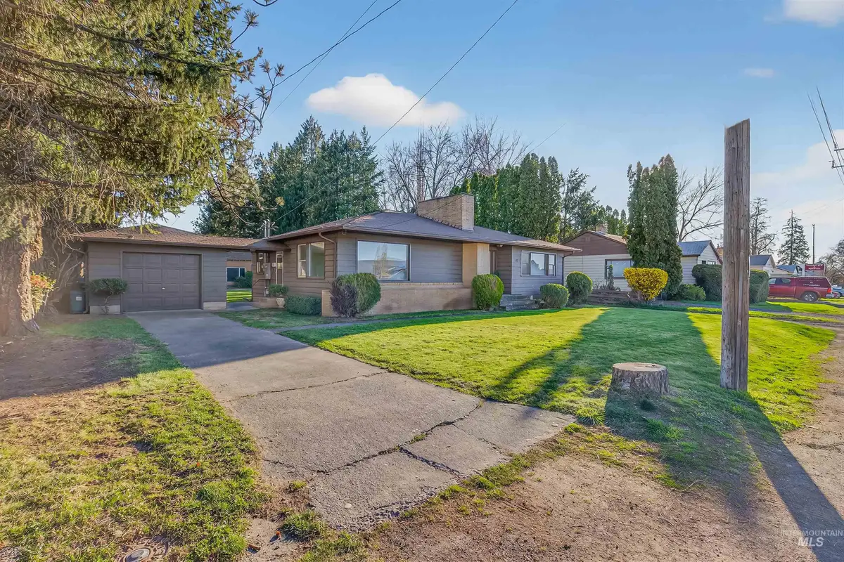 712 Bryden Ave., Lewiston, ID 83501 - #1