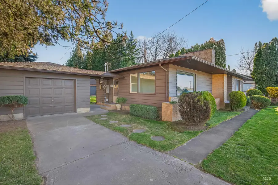 712 Bryden Ave., Lewiston, ID 83501 - #2