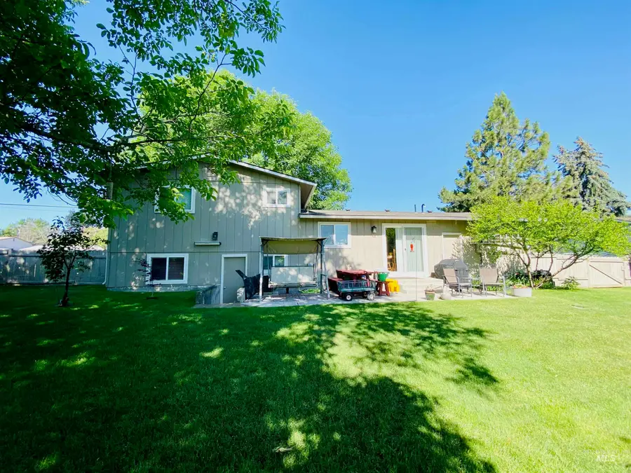 114 Meyer Ave, Nampa, ID 83686 - #2