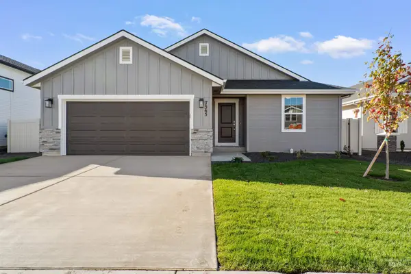 4411 Dawnstar Ave, Caldwell, ID 83605