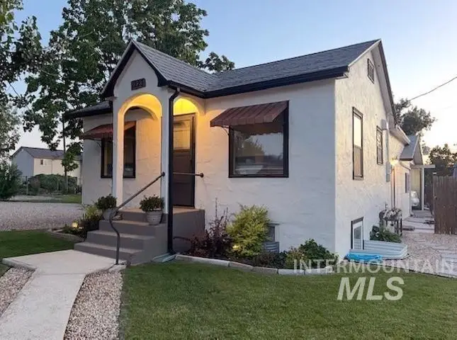 1223 N Ohio Ave., Caldwell, ID 83605 - #1