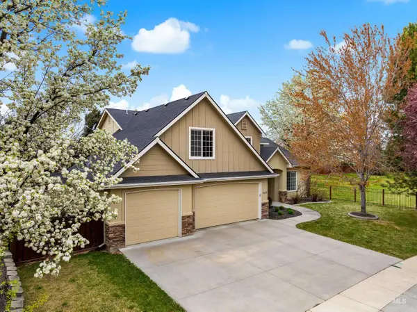 4481 N Diamond Creek, Meridian, ID 83646