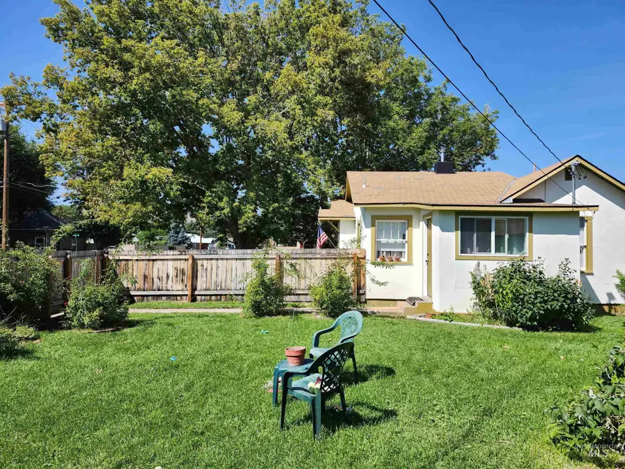 890 Valley Ave, Baker City, OR 97814 - #2