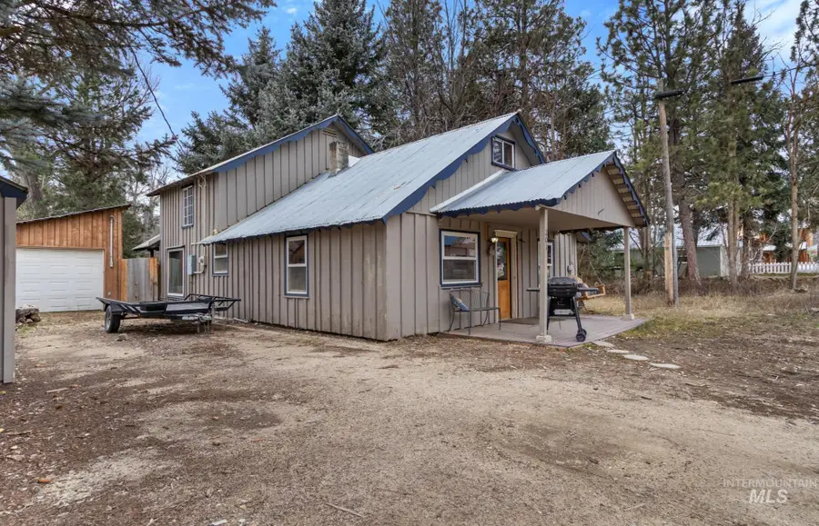 201 W Commercial, Idaho City, ID 83631 - #2