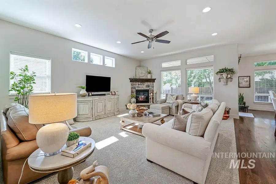 5893 N Senita Hills Ave, Meridian, ID 83646 - #2