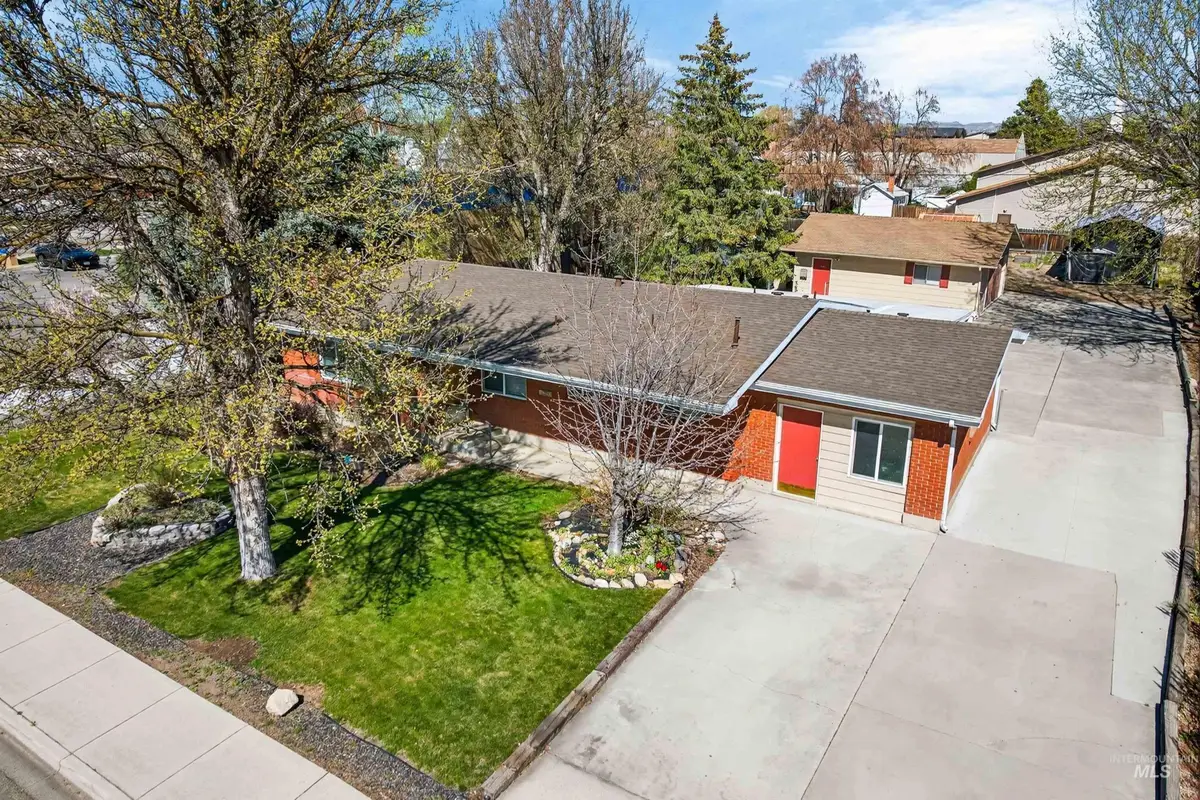 908 W Linden St, Boise, ID 83706 - #1