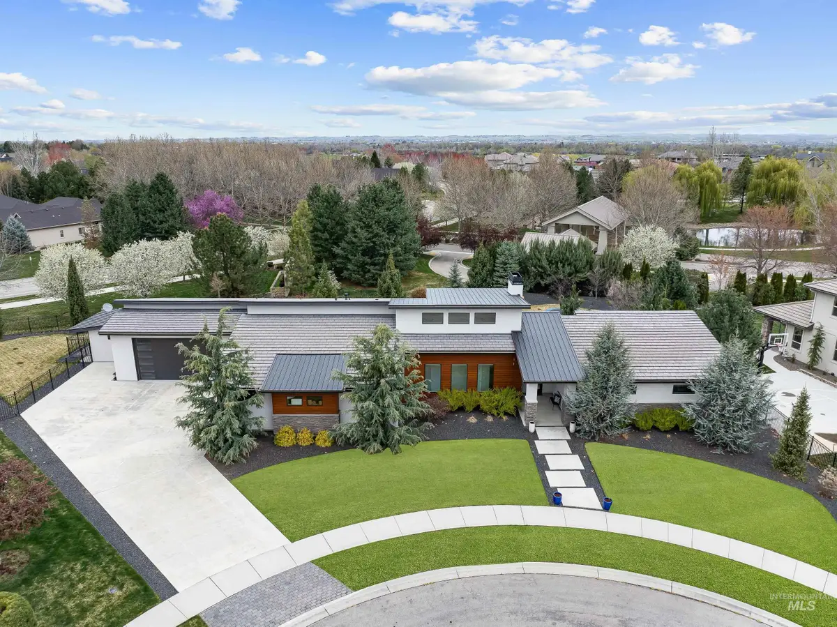 3672 W Red Jade Ct, Meridian, ID 83646 - #1