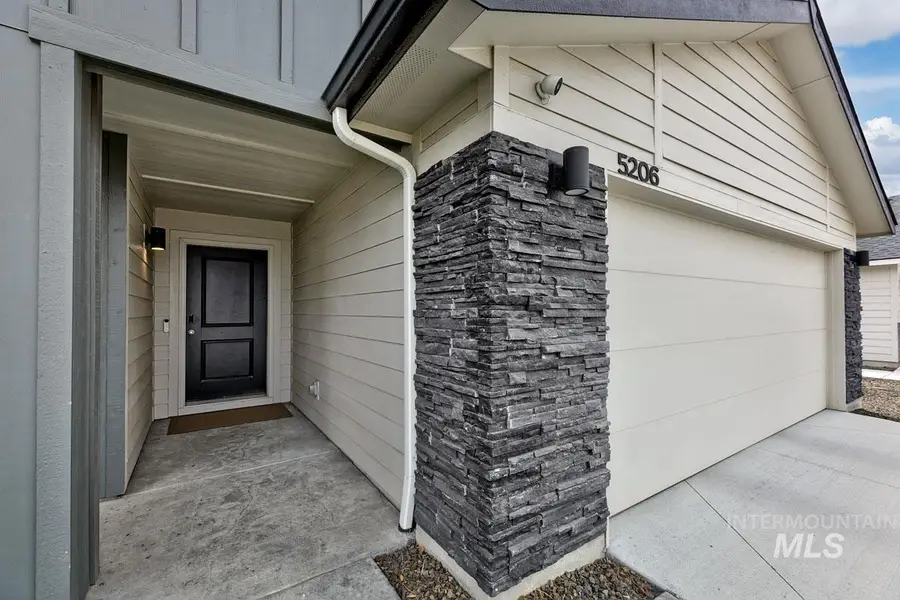 5206 Clearfield Ct, Caldwell, ID 83605 - #3