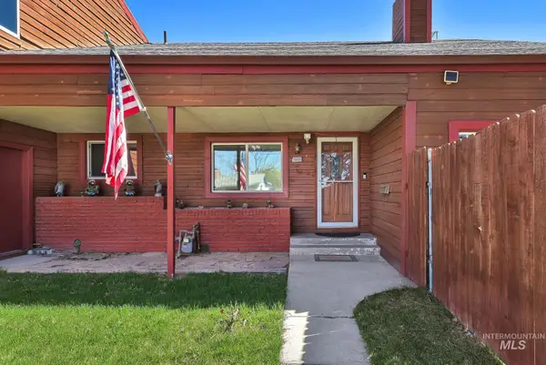 2015 Washington Ave, Caldwell, ID 83605