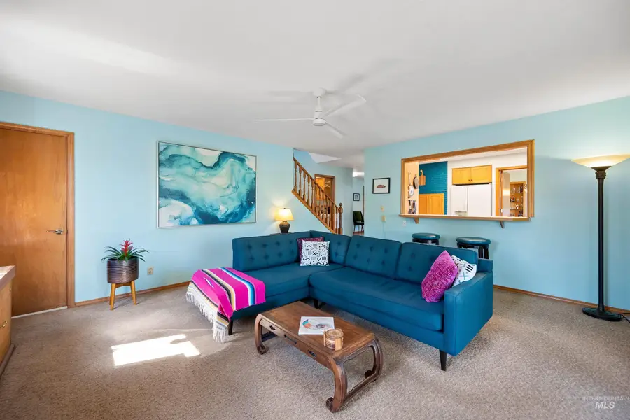 3718 N Cabarton Ln, Boise, ID 83704 - #3