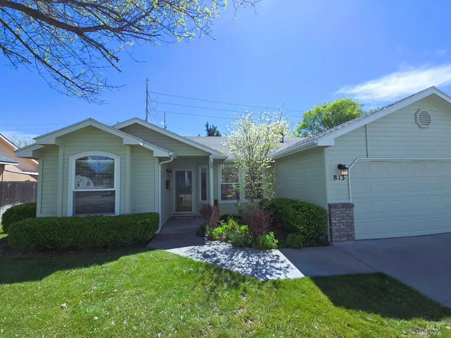 813 Oakmont, Nampa, ID 83686 - #2