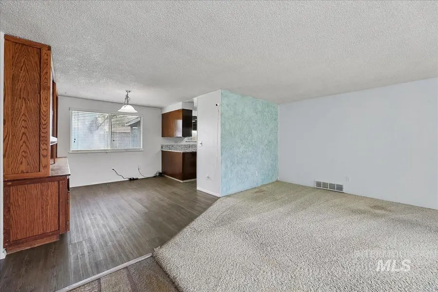 1307 Smith Ave, Nampa, ID 83651 - #2