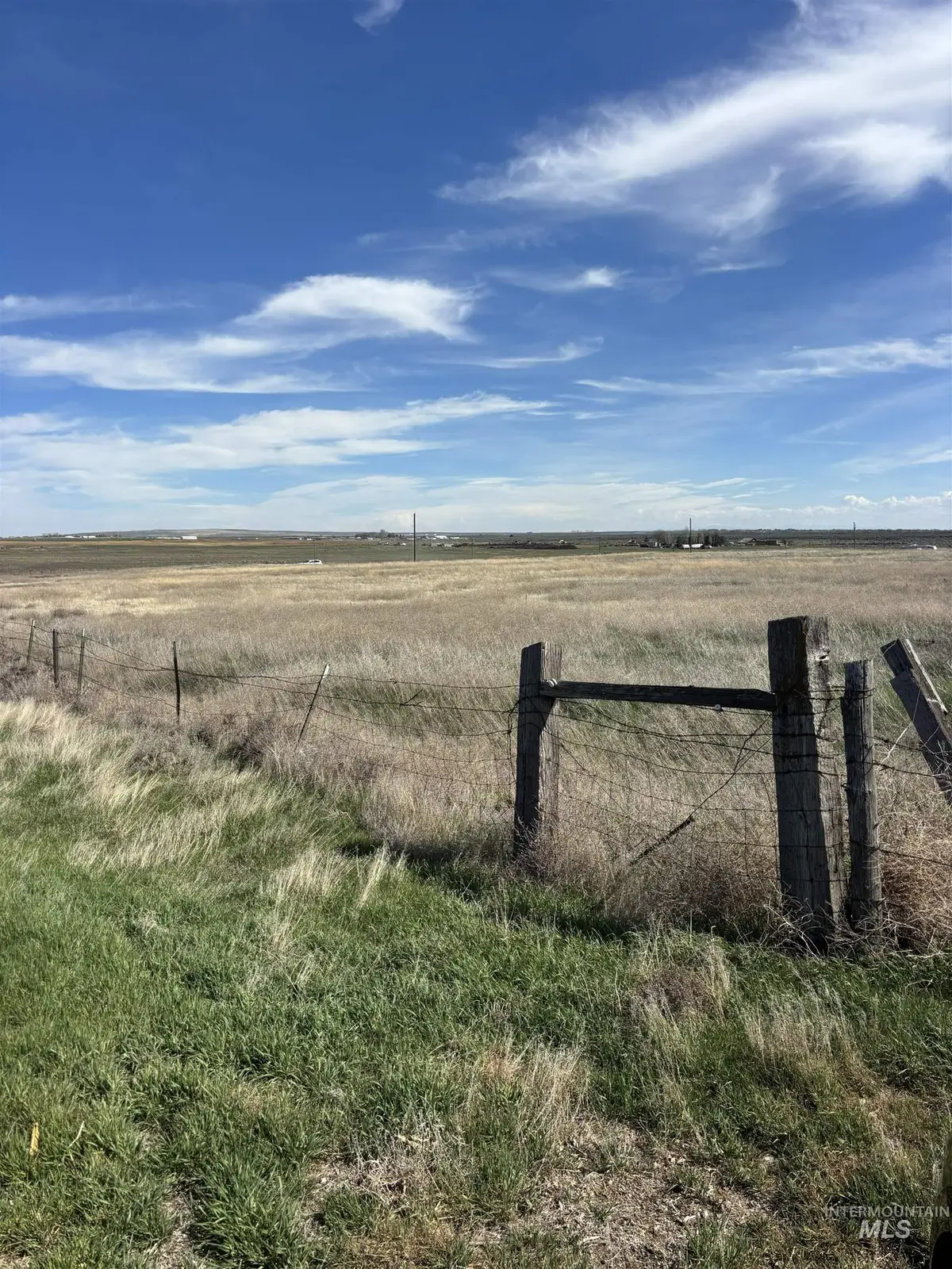 415 N 70 W, Shoshone, ID 83352 - #1