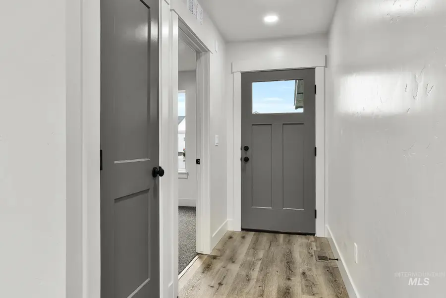 323 N 12th St, Parma, ID 83660 - #3